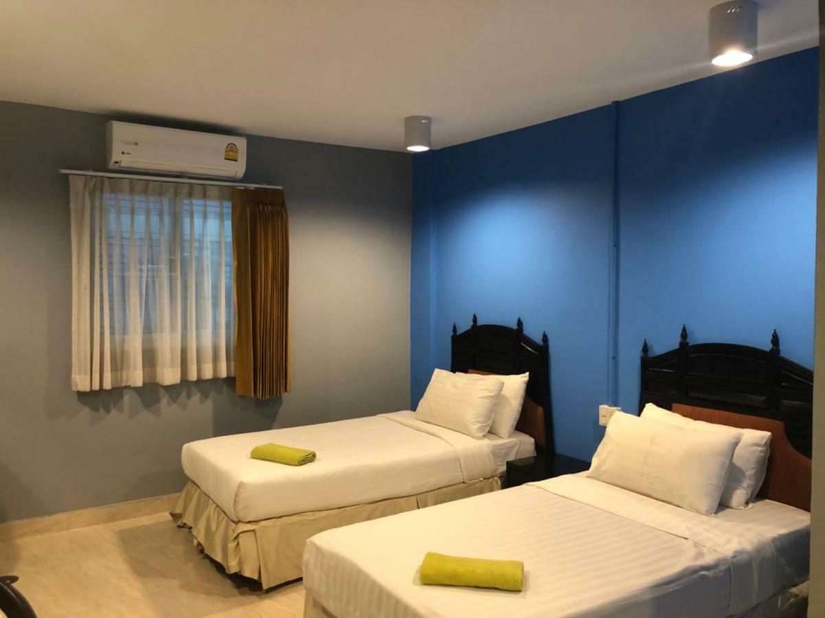 Cu@Jomtien Hotel Патая Екстериор снимка